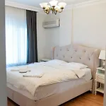 Spacious With Sea And Mountain View Kemer