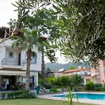 Вилла Spacious With Sea And Mountain View