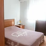 Spacious With Sea And Mountain View