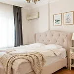 Spacious With Sea And Mountain View Вилла Кемер