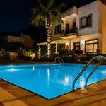 Вилла Spacious With Sea And Mountain View
