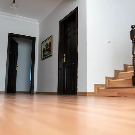 Spacious With Sea And Mountain View Villa