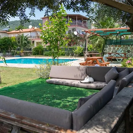 Spacious With Sea And Mountain View Villa Kemer