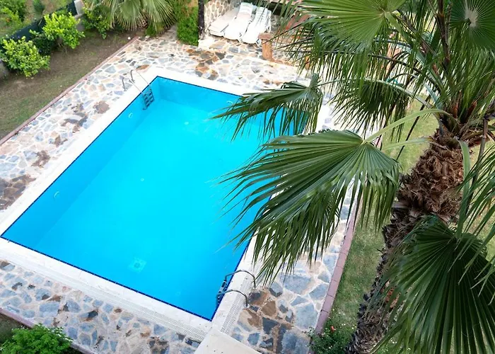 Spacious With Sea And Mountain View Kemer