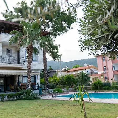 Spacious With Sea And Mountain View Villa Kemer