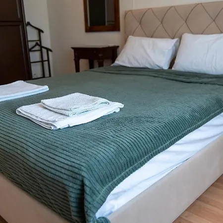 Spacious With Sea And Mountain View Villa Kemer