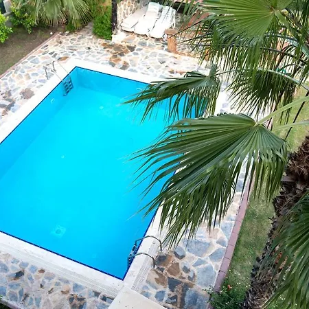 Spacious With Sea And Mountain View Kemer