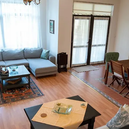 Spacious With Sea And Mountain View Villa